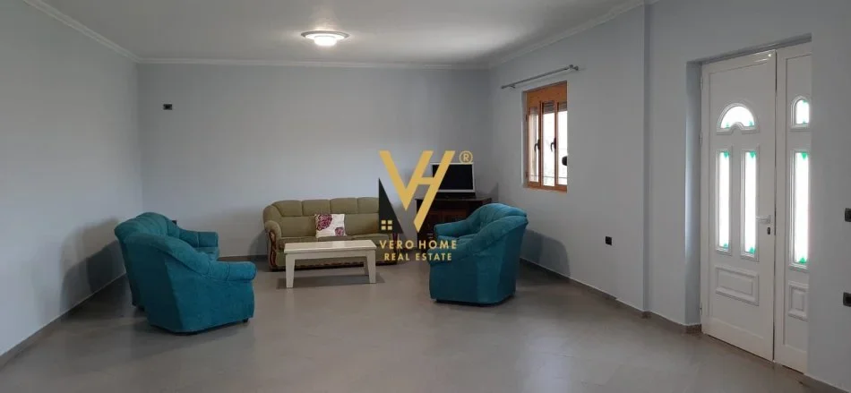 Tirane, jepet me qera Vile 3 Katshe Kati 0, 1.000 m² 2.000 € (TEGU)