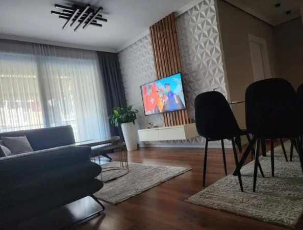 Tirane, jepet me qera apartament 2+1+Aneks+Ballkon Kati 2, 120 m² 800 € (Don Bosko)