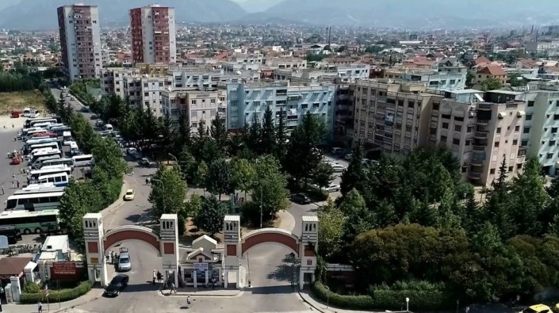 jepet me qera apartament 2+1+Ballkon Kati 5, 90 m² 400 € (Kompleksi Malajzian)