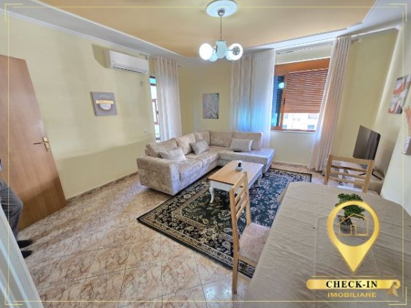 Tirane, jepet me qera apartament 2+1+Aneks+Ballkon Kati 9, 95 m² 700 € (Ish Stacioni Trenit)