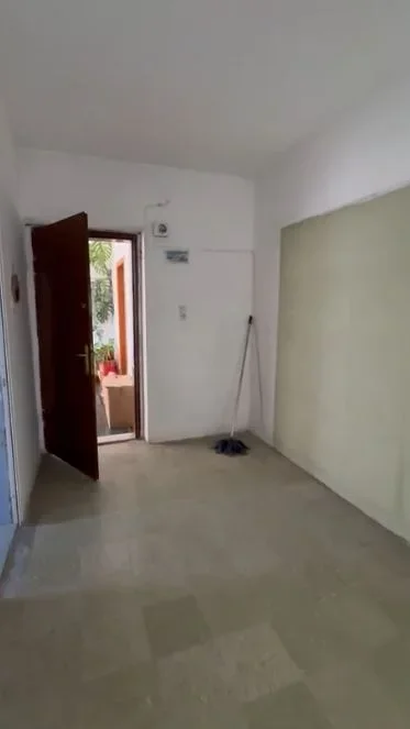 Tirane, shitet apartament 1+1 Kati 5, 52 m² 75.000 € (Ali Demi)