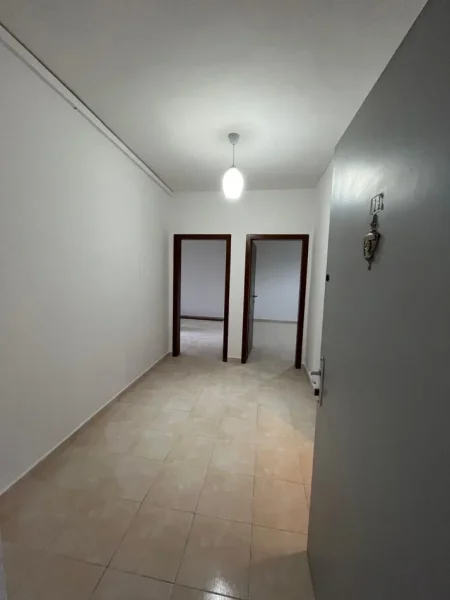 Tirane, shitet apartament 1+1 Kati 4, 56 m² 113.000 € (Bulevardi Zhan Dark)