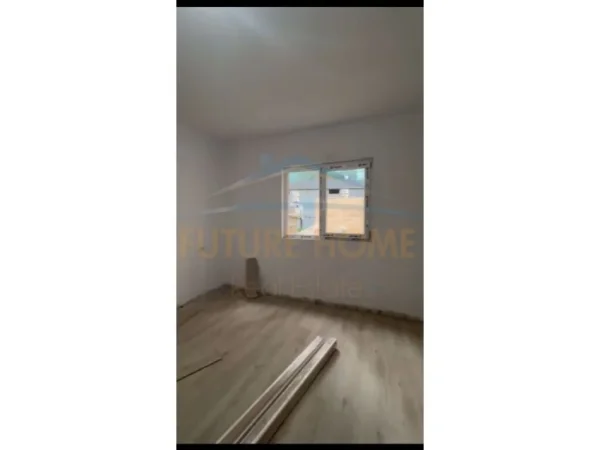 Durres, shitet apartament 2+1+Ballkon Kati 1, 84 m² 115.000 € 