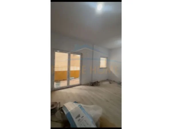 Durres, shitet apartament 2+1+Ballkon Kati 1, 84 m² 115.000 € 