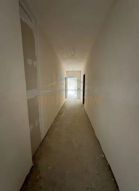 Tirane, shitet apartament 2+1 Kati 2, 108 m² 161.700 € (Bulevardi i Ri)