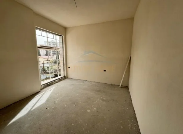 Tirane, shitet apartament 2+1 Kati 2, 108 m² 161.700 € (Bulevardi i Ri)