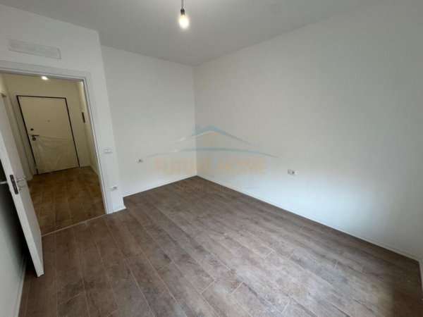 Tirane, jepet me qera apartament 2+1 Kati 6, 92 m² 700 € (Myslym Shyri)