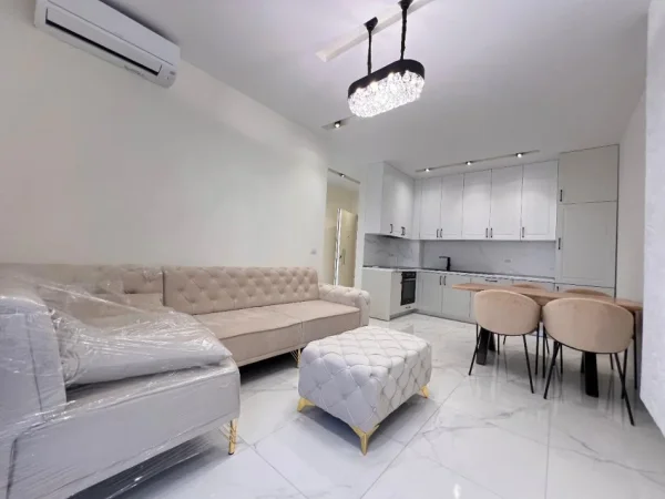 Tirane, shes apartament 2+1+2 Kati 2, 86 m² 132.000 € (Casa Italia/Tirana Entry 1)