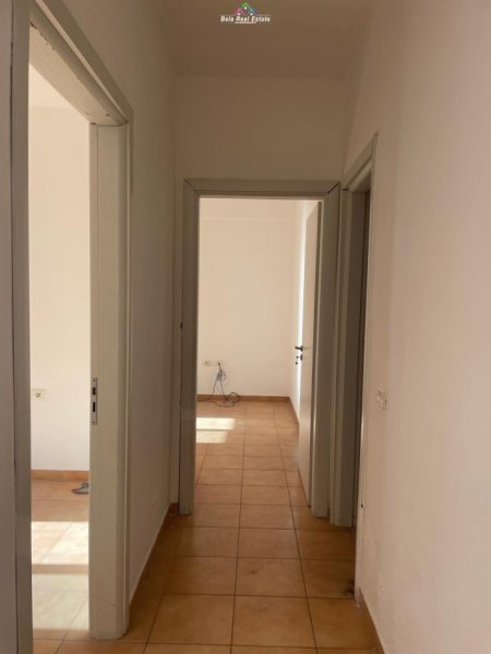 Tirane, jepet me qera apartament 2+1 Kati 8, 83 m² 350 € (yzberisht)