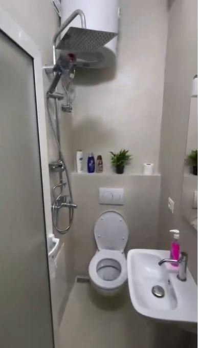 Tirane, jepet me qera apartament 1+1 Kati 4, 40 m² 500 € (Rruga e Kavajës)