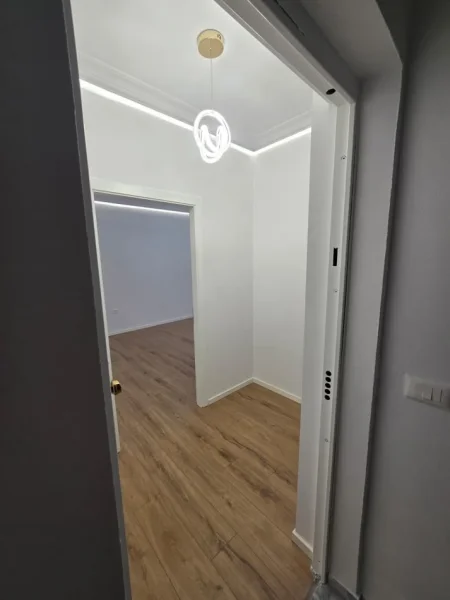 Tirane, shitet apartament 2+1 Kati 2, 87 m² 210.000 € (Rruga e Elbasanit)