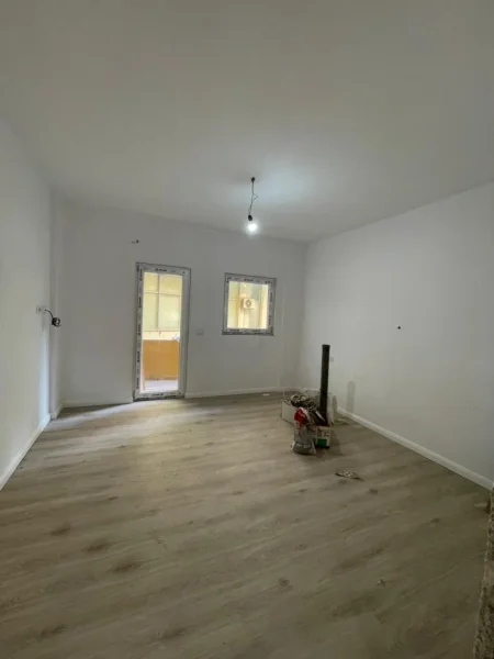 Durres, shitet apartament 2+1 Kati 1, 84 m² 115.000 € (vollga)