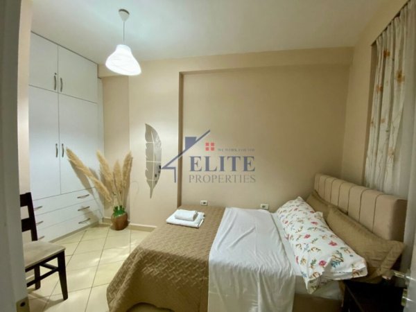 Tirane, jepet me qera apartament 2+1 Kati 1, 82 m² 600 € (Rruga e Durresit)