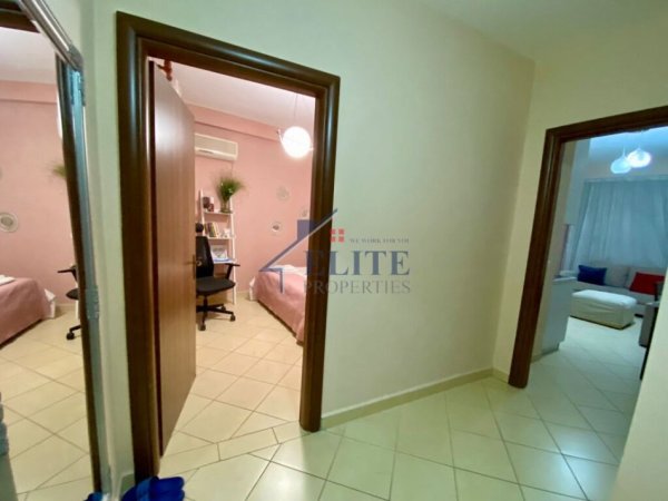 Tirane, jepet me qera apartament 2+1 Kati 1, 82 m² 600 € (Rruga e Durresit)