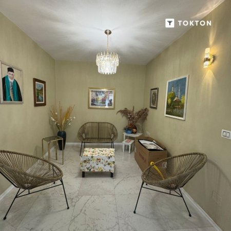 Tirane, jepet me qera apartament 2+1 Kati 0, 120 m² 750 € (Shkolla e Kuqe, Tirane) TT 1374