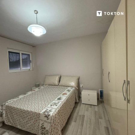 Tirane, jepet me qera apartament 2+1 Kati 0, 120 m² 750 € (Shkolla e Kuqe, Tirane) TT 1374