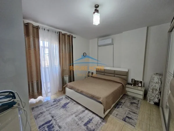 Tirane, jepet me qera apartament 1+1 Kati 11, 80 m² 650 € (RRUGA E BOGDANEVE TIRANE)