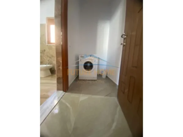 Tirane, jepet me qera 2+1 Kati 2, 128 m² 500 € (Astir)