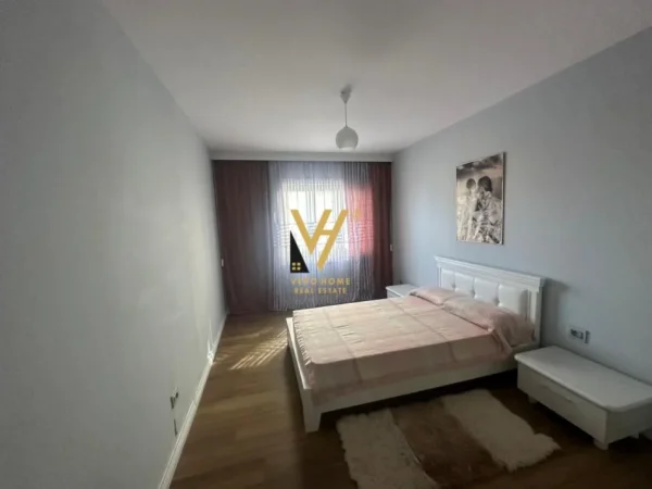 Tirane, shitet apartament 3+1+Ballkon Kati 2, 125 m² 320.000 € (KOMUNA E PARISIT)