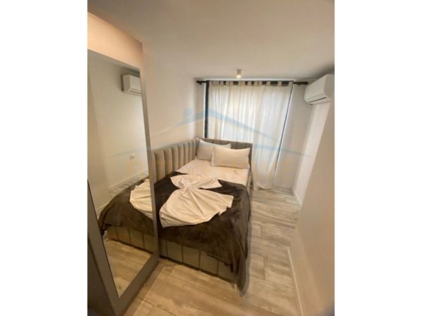 Tirane, jepet me qera apartament duplex Dublex Kati 0, 120 m² 1.500 € (Myslym Shyr)