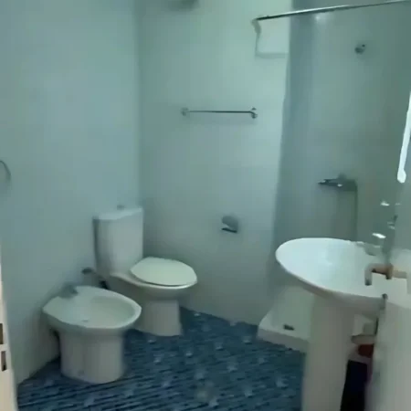 Tirane, shitet apartament 1+1 Kati 8, 76 m² 155.000 € (Zogu i Zi)