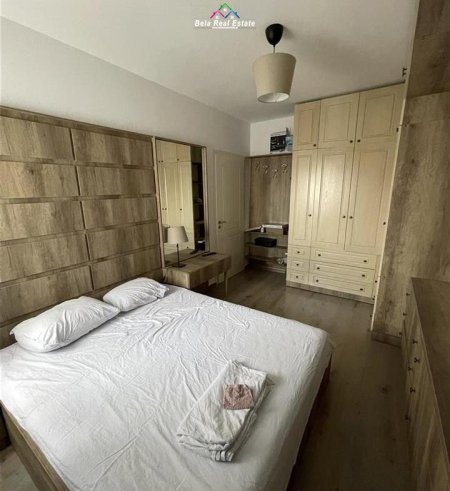 Tirane, jepet me qera apartament 2+1 Kati 6, 80 m² 550 € (astir)