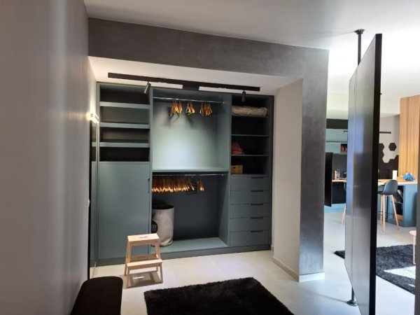 Tirane, jepet me qera apartament 1+1+Ballkon Kati 9, 60 m² 750 € (rruga e kosovareve)