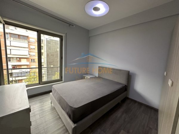 Tirane, jepet me qera apartament 3+1+Ballkon Kati 7, 123 m² 1.000 € (Rruga e Kavajes)