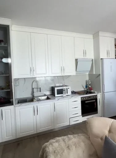 Tirane, shitet apartament 1+1 Kati 3, 76 m² 95.000 € (Fresk)