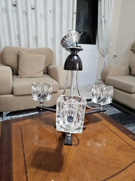 Tirane, Shes Abazhur Tavani me 3 Llampa Xham Kristal 20 €