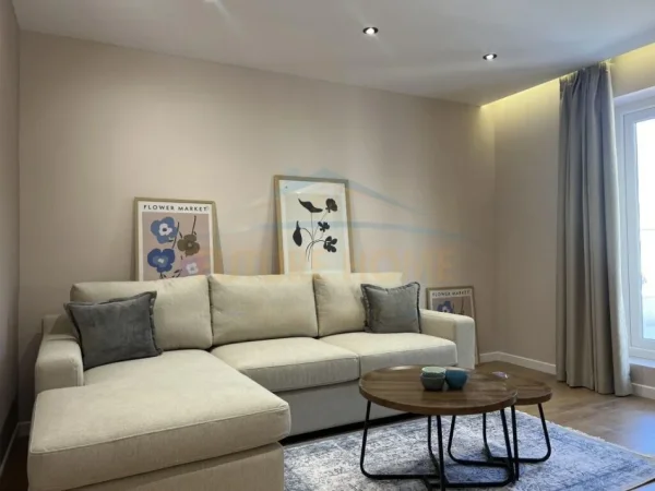 Tirane, shitet apartament 2+1 Kati 5, 75 m² 158.000 € (Rruga Mine Peza)