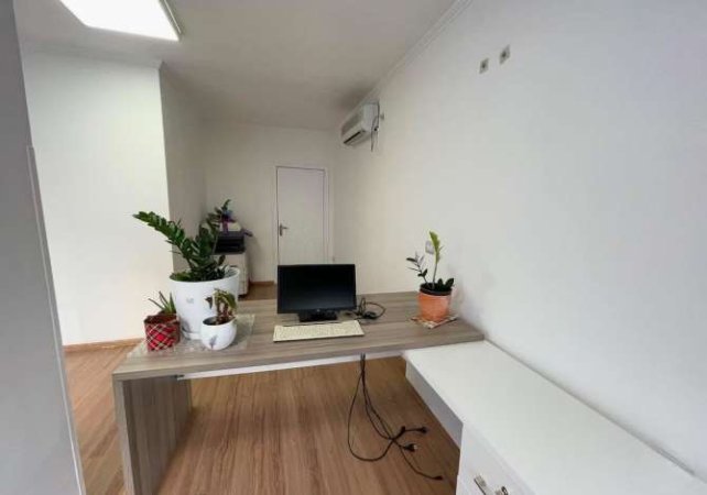 Tirane, jepet me qera apartament 1+1 Kati 1, 60 m² 500 € (Komuna e Parisit)