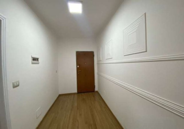 Tirane, jepet me qera apartament 1+1 Kati 1, 60 m² 500 € (Komuna e Parisit)