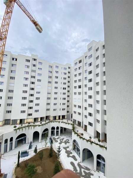 Tirane, shitet apartament 3+1+Ballkon Kati 10, 136 m² 195.000 € (River Residence)