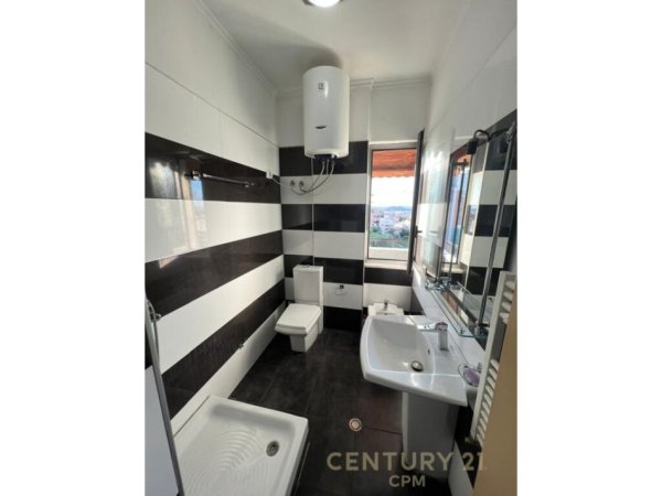Tirane, jepet me qera apartament Kati 7, 98 m² 900 € (kodra e diellit)