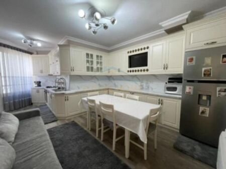 Tirane, shitet apartament 2+1+Ballkon Kati 2, 133 m² 230.000 € (Vilat e Arabit, Linze, Tirane AREA45253)