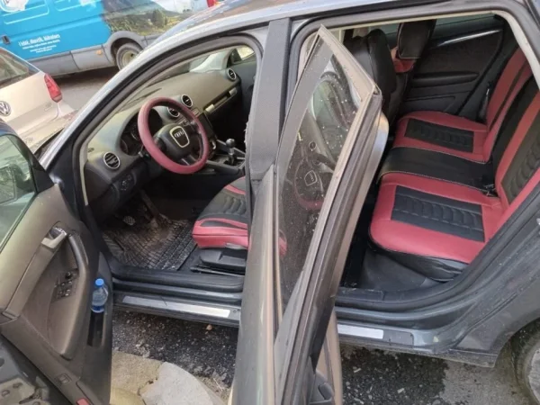 Tirane, shes makine Audi Nafte, gri metalizato manuale Kondicioner 4.000 €