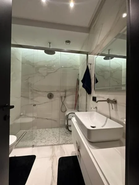 Tirane, shitet apartament 2+1 Kati 5, 146 m² 500.000 € (tek Kompleksi Delijorgji)