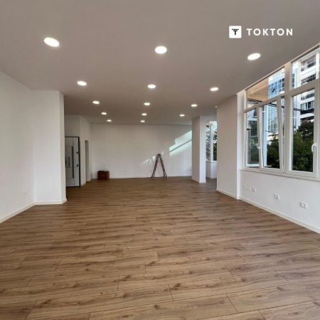 Tirane, shitet ambjent biznesi Kati 1, 100 m² 230.000 € (Ish Parku, TT 1380)