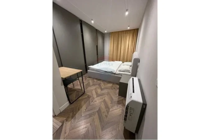 Tirane, jepet me qera apartament 2+1 Kati 8, 95 m² 700 € (Don Bosko)