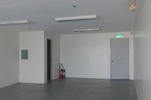 Tirane, jepet me qera apartament 1+1 Kati 1, 75 m² 500 € (YZBERISHT)