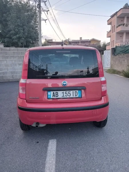 Tirane, makine ️FIAT PANDA 2004 1.2 BENZINE- GAZ️ Benzin+Gaz, e kuqe manuale Klima 200.000 km 2.190 €