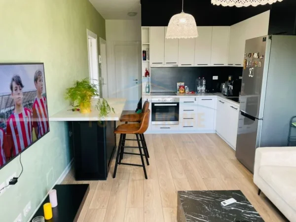 Gjiri Lalezit | Hamallaj, shitet apartament 2+1 Kati 2, 77 m² 210.000 € 