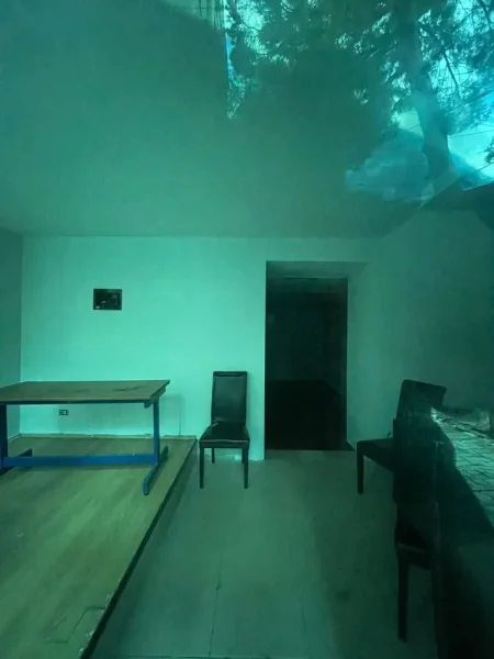 Tirane, jepet me qera dyqan Kati 0, 70 m² 700 € (BLLOKU)