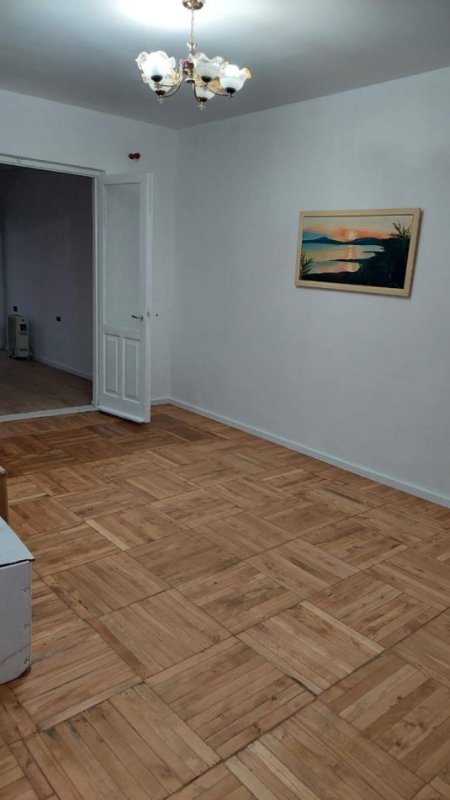 Tirane, jepet me qera apartament 2+1 Kati 3, 120 m² 1.200 € (Myslym Shyri)