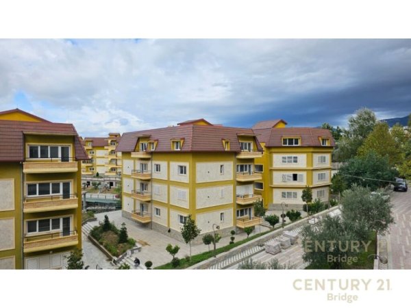 Tirane, shes apartament 2+1+Aneks+Ballkon Kati 4, 129 m² 193.500 € (LAKE LAND, FARKE)