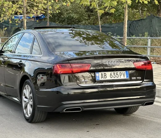 Tirane, shes makine Audi A6 Matrix , modeli 2016 Nafte, e zeze automatik Klima 154.000 km