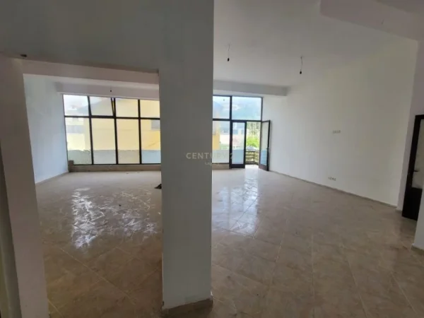 Tirane, shitet Kati 1, 82 m² 58.000 € 