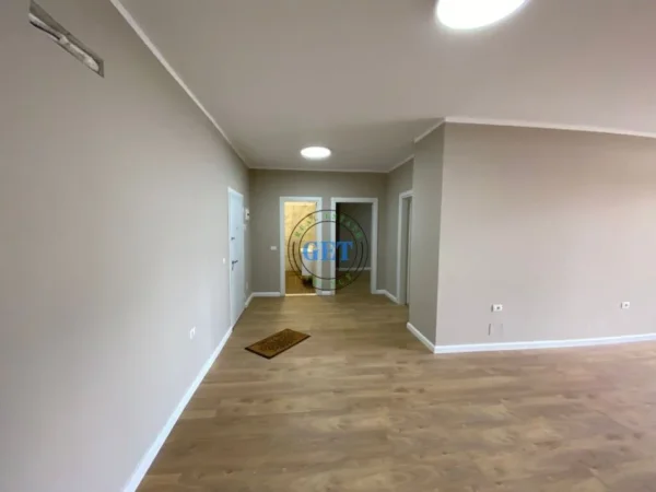 Durres, shitet apartament 2+1+Ballkon Kati 3, 176 m² 199.000 € (Vollga,Durres)