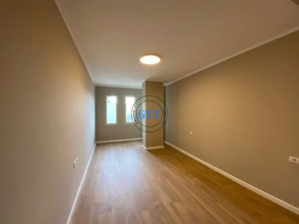 Durres, shitet apartament 2+1+Ballkon Kati 3, 176 m² 199.000 € (Vollga,Durres)